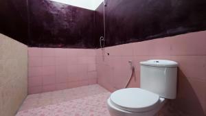 Ένα μπάνιο στο Odentick Homestay