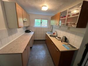 Köök või kööginurk majutusasutuses Kolečko