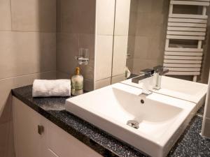 Bagno di Pass the Keys Bright and cosy flat in the centre of Much Wenlock