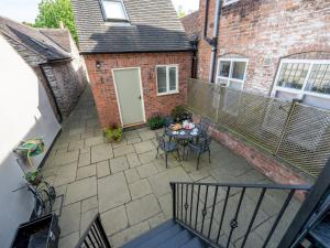 Balcone o terrazza di Pass the Keys Bright and cosy flat in the centre of Much Wenlock