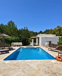 Πισίνα στο ή κοντά στο Villa Can Mestreso Suite Ibiza