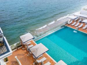 A piscina localizada em Sofitel Legend Casco Viejo, Panama City ou nos arredores
