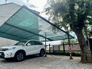 Fotografija u galeriji objekta Takápradalù u gradu Cisterna dʼAsti