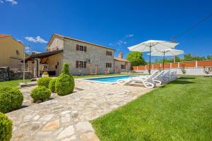 Πισίνα στο ή κοντά στο Villa Božac by Istrialux