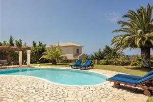 The swimming pool at or close to Villa Helios