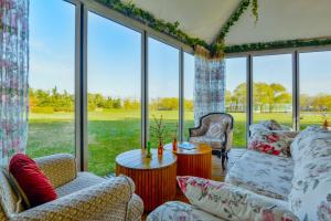 Χώρος καθιστικού στο Zhi Resort Beijing - Breakfast with Deer&Thousand Acre Garden&50 Meter Swimming Pool&Private Soup Pool&Outdoor Soup Spring&Free Coffee