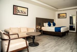 Alisa Hotel North Ridge的休息区