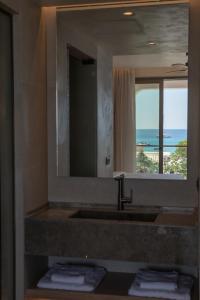 Um banheiro em Nuca Mykonos