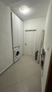 Зображення з фотогалереї помешкання Your own home у місті Peshkopi