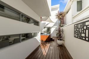 Balkón nebo terasa v ubytování Ultra Stylish Fremantle Area