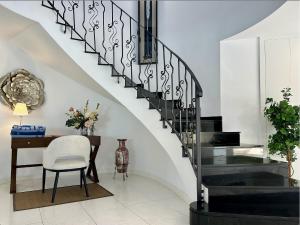 Fotografie z fotogalerie ubytování ARENDA Villa Alamo Pino Alto v destinaci Miami Platja