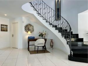 Fotografie z fotogalerie ubytování ARENDA Villa Alamo Pino Alto v destinaci Miami Platja