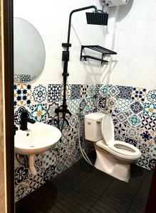 Bilik mandi di Nếp homestay