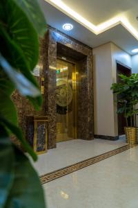 Vstupní hala nebo recepce v ubytování Golden Tower Hotel Al Khobar Corniche