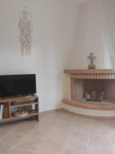 Μια τηλεόραση ή/και κέντρο ψυχαγωγίας στο Vytina maisonette