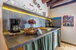 Kuchnia lub aneks kuchenny w obiekcie Holiday house Depope
