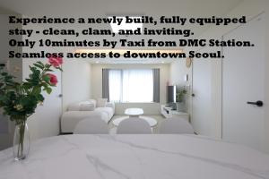 an image of a living room at AweStay in Goyang