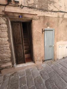 Gallery image of Bonifacio T3 vue Mer et falaises in Bonifacio +31 photos