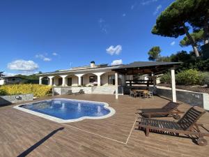Swimmingpoolen hos eller tæt på Villa in Mas Mora near Costa Brava Beaches