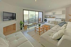 Posezení v ubytování Luxury 8P town house in center lEscala 50m beach