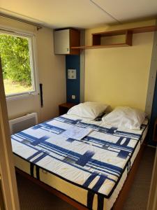 Postel nebo postele na pokoji v ubytování camping de la mottelette + 37 fotografií