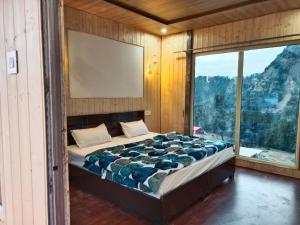 Sari에 위치한 Chopta gaurav hotel에서 갤러리에 업로드한 사진 사진 9개 이상