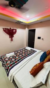 A bed or beds in a room at Heart and Soul of Jaisalmer