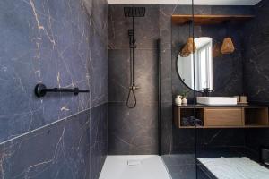 Ένα μπάνιο στο Maison avec cour - Casa Di Pietra +16 φωτογραφίες