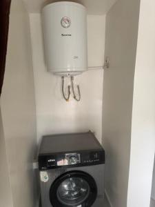 Φωτογραφία από το άλμπουμ του Appartement F2 moderne et tout équipé στο Ντακάρ