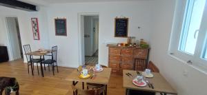 Fotografie z fotogalerie ubytování Chez Alex' guesthouse v destinaci Dozulé