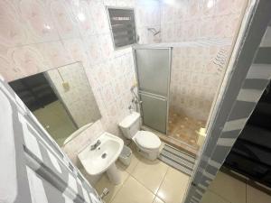 Kupaonica u objektu OyeBonita Hostel