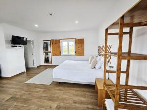 Foto dalla galleria di Herdadinha a Vimieiro Altre 64 foto