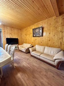 Gallery image of Manchos guesthouse Martvili in Itʼkhvisi +48 photos