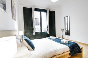 Łóżko lub łóżka w pokoju w obiekcie Apartment Fresa, 3