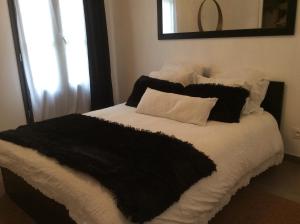 Ліжко або ліжка в номері La Maison d'Estelle