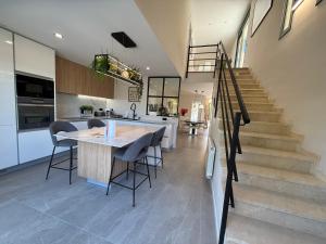 Kuchyň nebo kuchyňský kout v ubytování TarracoHomes, Town House La Mora