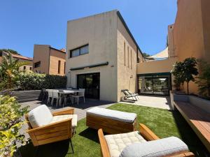 Posezení v ubytování TarracoHomes, Town House La Mora