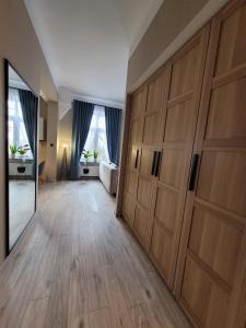 Φωτογραφία από το άλμπουμ του BoleslaviaApartments - Apartament Simon 3, Center, air conditioning σε Bolesławiec +6 φωτογραφίες