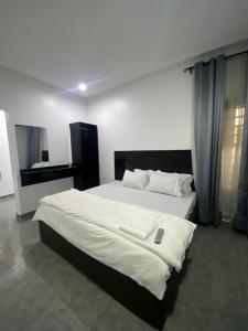 BadoreにあるHomely Lodge & Apartmentsのギャラリーの写真 +6枚の写真