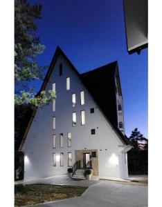 Budova, v ktorej sa apartmán nachádza