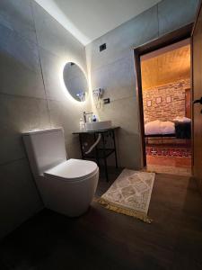 Koupelna v ubytování Guest house Loloçi