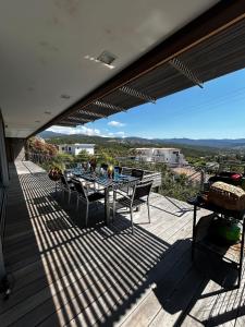 Balkón nebo terasa v ubytování Villa Scappà Porticcio