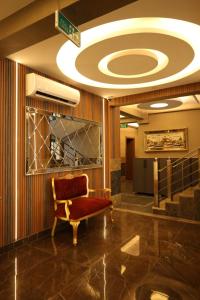 A seating area at Vizyon Park Otel