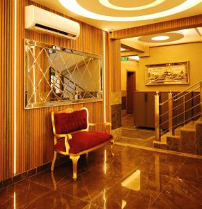 A seating area at Vizyon Park Otel
