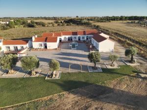 Foto dalla galleria di Herdadinha a Vimieiro