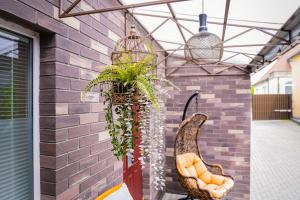 Fotografie z fotogalerie ubytování Charming Apartment with Private Yard v destinaci Marijampolė