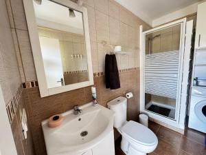 A bathroom at Luminoso apart Mareverde