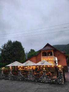 Gallery image of Pensiunea Castel in Timisul de Jos +32 photos