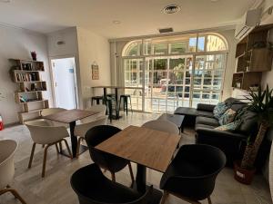 Posezení v ubytování Hostel Sorolla Playa