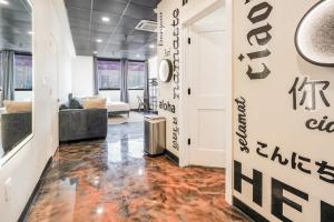 Setusvæði á New Loft 3 min to CMU Pitt Sleeps 4